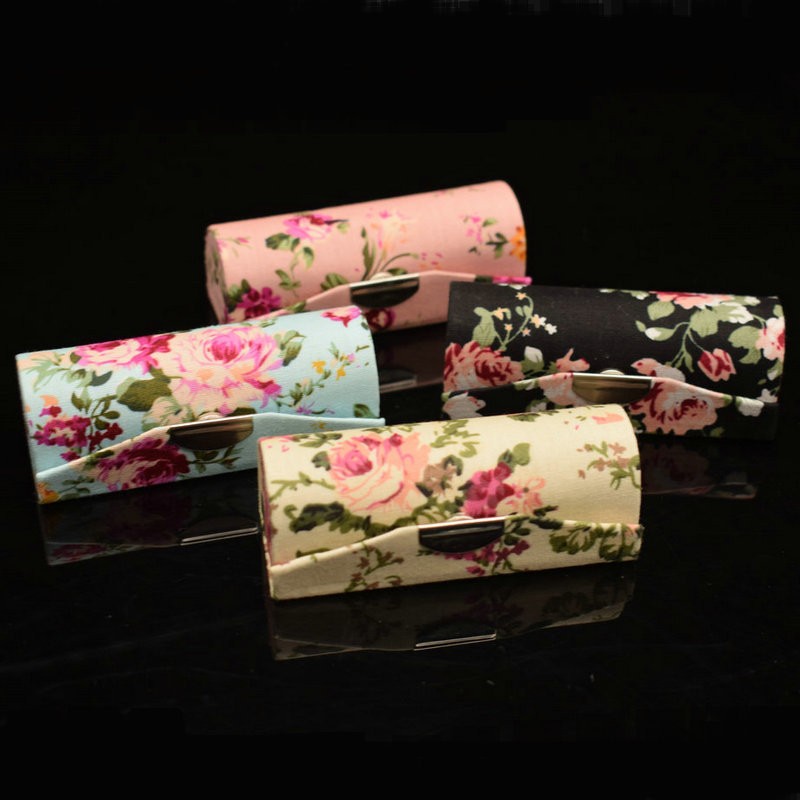Retro Embroidered Flower Desig - đánh giá và giá Beauty Makeup Box Set