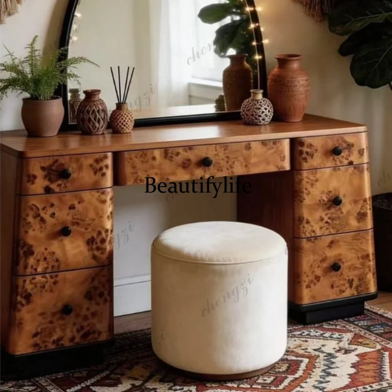 Beautiful Medieval style solid - đánh giá và giá Beauty Makeup Table
