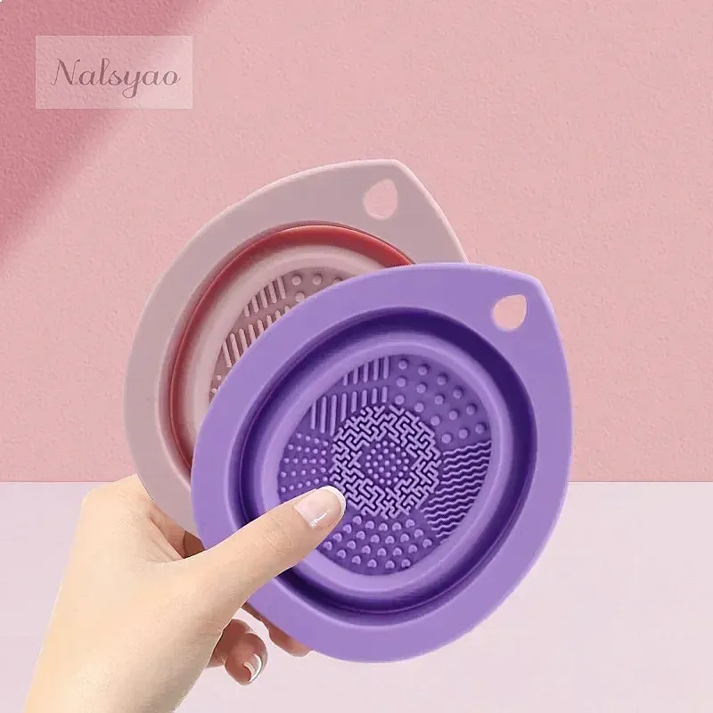 Silicone Folding Makeup Brush  - đánh giá và giá Beauty Makeup Box